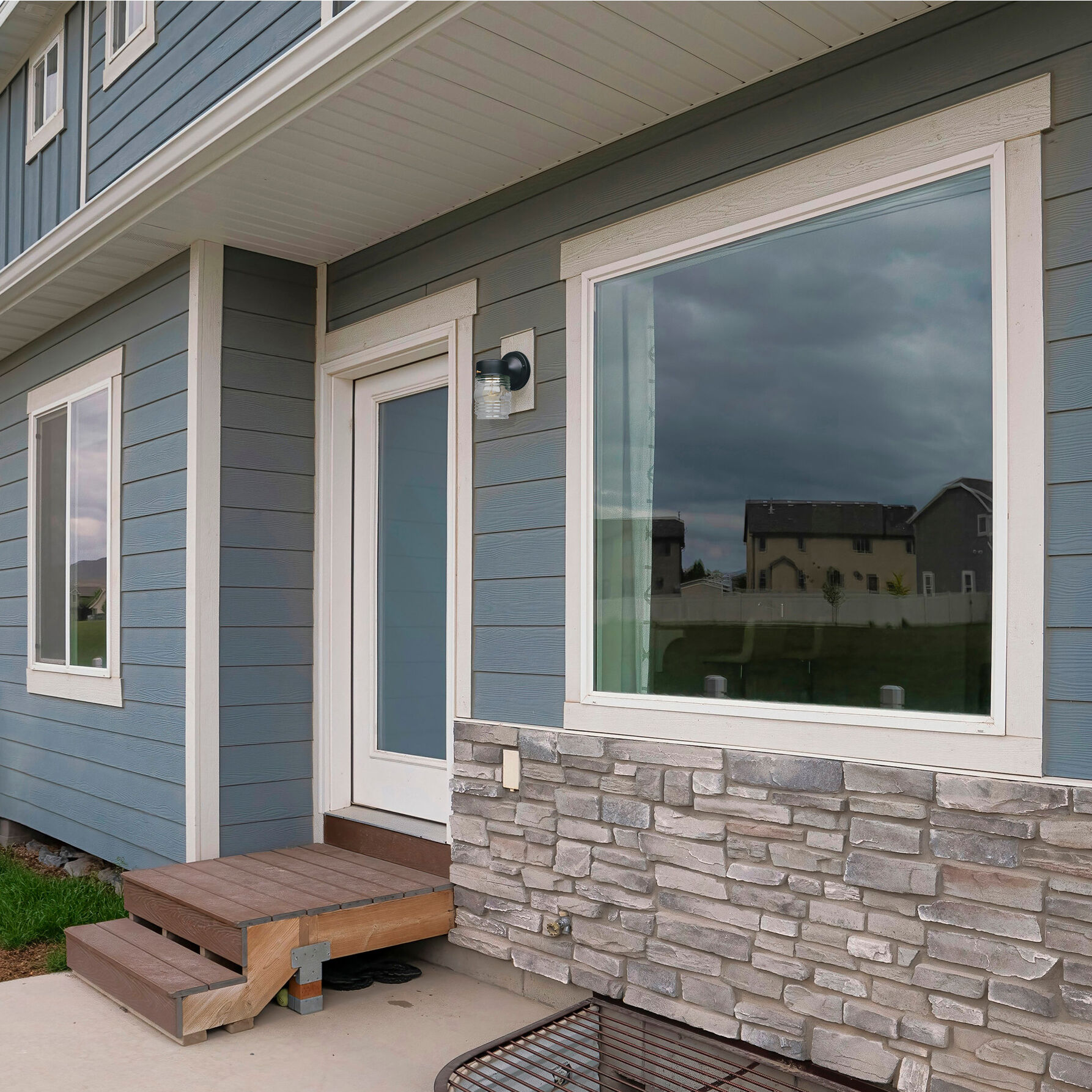 Basic Porch 1 Light 7 inch Black Outdoor Wall Lantern