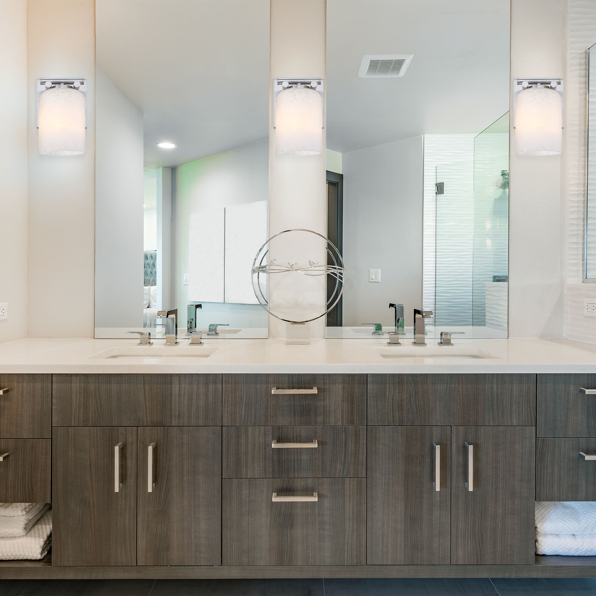 Bluestone Ridge Wall Sconce Wall Light in Brushed Nickel